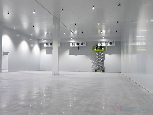 建造鋼結構冷庫與土建冷庫造價一樣嗎